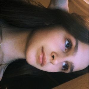 Meet your Posher, Michayla